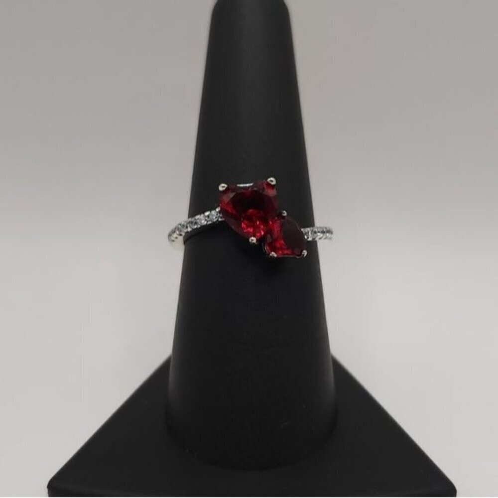 Double Heart-Shaped Red CZ Stones in 925 Sterling Silver Ring Size 7.25‎ (NWOT)
